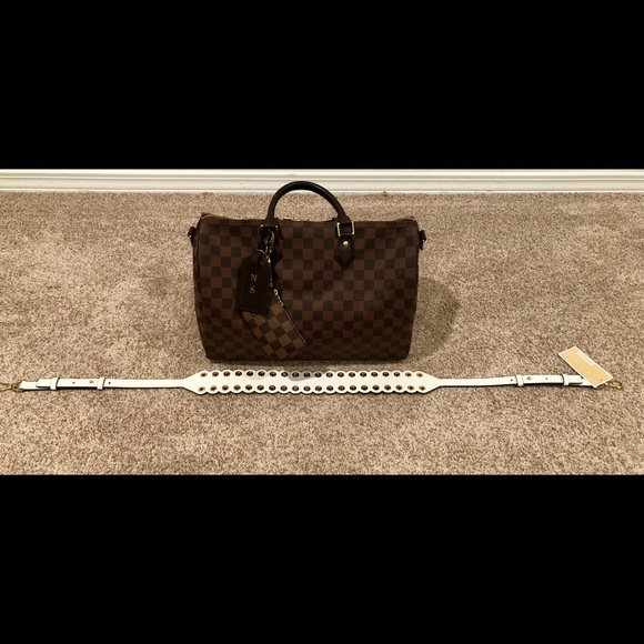 Michael Kors Shoulder strap. White & gold. NWT - Picture 4 of 6